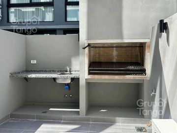 Departamento en venta Palermo, monoambiente con patio y parrilla