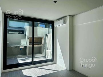 Departamento en venta Palermo, monoambiente con patio y parrilla