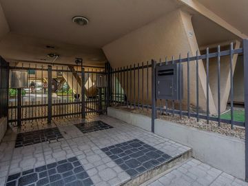 Depto 4 amb en venta en Caballito. Piso alto