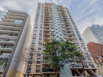 Depto 4 amb en venta en Caballito. Piso alto