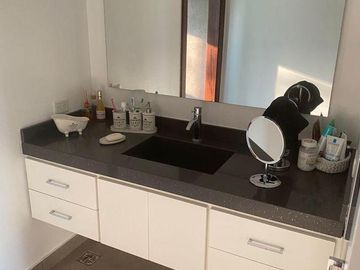Casa  en Venta 4 dorm. en Las Lomas de San Isidro