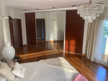 Casa  en Venta 4 dorm. en Las Lomas de San Isidro