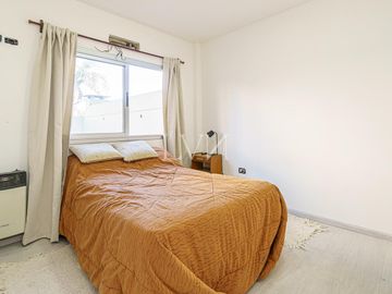 Venta Departamento en Liniers 2 Amb con gran patio/terraza