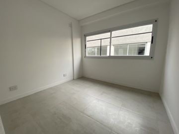 Duplex en venta en Castelar - 4 ambientes - A ESTRENAR!