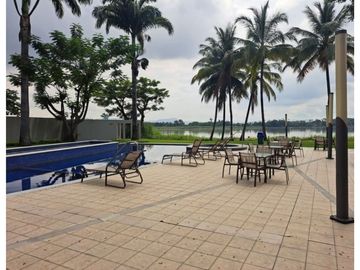 Departamento Vista al Río Samborondón Scala Guayaquil Tenis Club