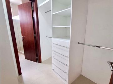 Departamento Vista al Río Samborondón Scala Guayaquil Tenis Club