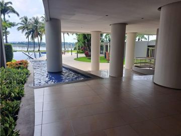 Departamento Vista al Río Samborondón Scala Guayaquil Tenis Club