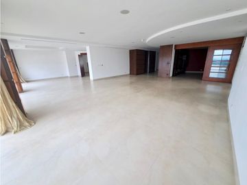 Departamento Vista al Río Samborondón Scala Guayaquil Tenis Club