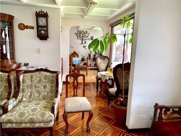 Casa en Venta, Sector Plaza Argentina, 667.95m2. Visión para Proyecto