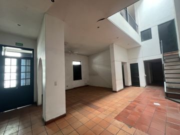 Venta Casa Esquinera En El Centro De Cali, San Pedro