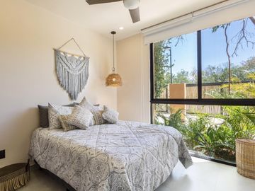 CASA EN VENTA EN TULUM 2 HABITACIONES CON 2 ALBERCAS PARA ADULTOS Y NIÑOS ZONA DE ALTA PLUSVALÍA