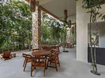 CASA EN VENTA EN TULUM 2 HABITACIONES CON 2 ALBERCAS PARA ADULTOS Y NIÑOS ZONA DE ALTA PLUSVALÍA