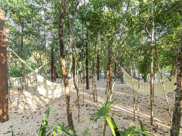 CASA EN VENTA EN TULUM 2 HABITACIONES CON 2 ALBERCAS PARA ADULTOS Y NIÑOS ZONA DE ALTA PLUSVALÍA