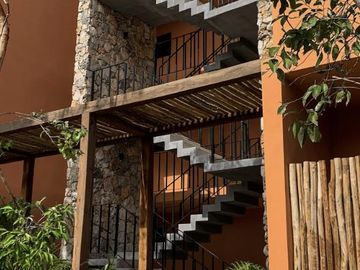 CASA EN VENTA EN TULUM 2 HABITACIONES CON 2 ALBERCAS PARA ADULTOS Y NIÑOS ZONA DE ALTA PLUSVALÍA