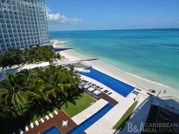 Departamento en Venta Punta Cancun, Zona Hotelera