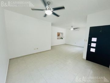 Casa en venta céntrica en SM 50