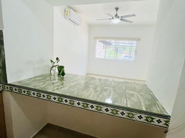 Casa en venta céntrica en SM 50