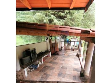 CASA EN VENTA/LOS SAUCOS /VALLE DE BRAVO