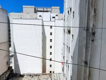 Alq.12 m - 1 amb cfte - centro Mar del Plata