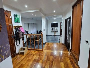 Casa en venta en Lanus Oeste