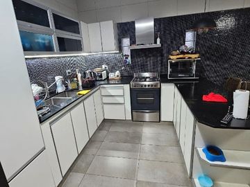 Casa en venta en Lanus Oeste
