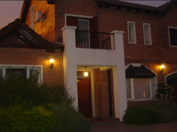 Alquiler permanente barrio cerrado San Marino Funes Hills -Funes-