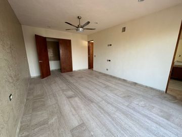 Casa en venta en Privada Maple, Parque Central