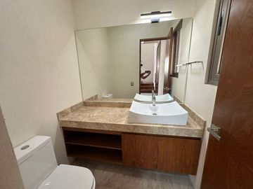 Casa en venta en Privada Maple, Parque Central