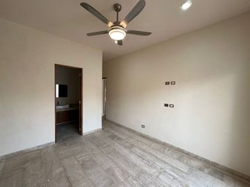 Casa en venta en Privada Maple, Parque Central