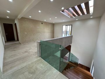 Casa en venta en Privada Maple, Parque Central