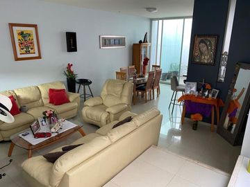 CASA RESIDENCIAL URUAPAN MICHOACAN