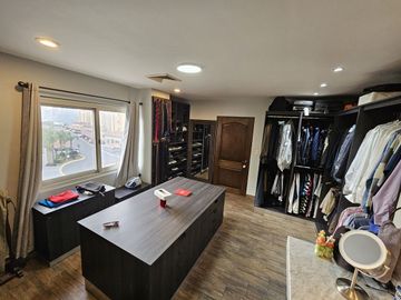 Departamento en Venta en Valle Oriente.