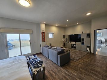 Departamento en Venta en Valle Oriente.