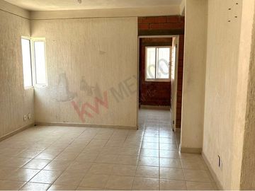 EN VENTA DEPARTAMENTO EN PLANTA BAJA EN CONDOMINIO SANTA RITA 🏡