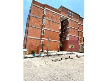 EN VENTA DEPARTAMENTO EN PLANTA BAJA EN CONDOMINIO SANTA RITA 🏡