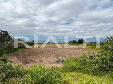 Terreno en venta Nayón , 8.107 m2 , excelente ubicación