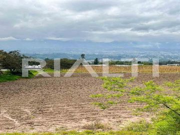 Terreno en venta Nayón , 8.107 m2 , excelente ubicación
