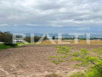 Terreno en venta Nayón , 8.107 m2 , excelente ubicación