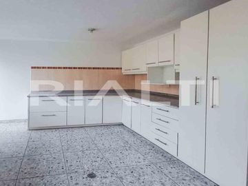 Casa en Venta Sector Av. Occidental Frente a la Unidad Educativa Athenas School