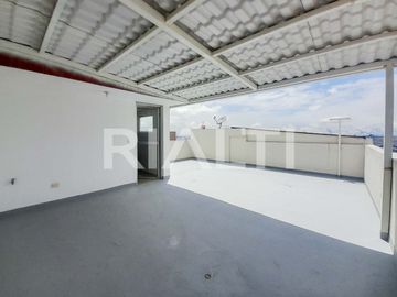 Casa en Venta Sector Av. Occidental Frente a la Unidad Educativa Athenas School