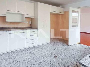Casa en Venta Sector Av. Occidental Frente a la Unidad Educativa Athenas School