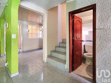 VENTA DE CASA EN CALLE MILPA ALTA, COLONIA LA JOYA, GUADALUPE VICTORIA, ECATEPEC DE MORELOS EDOMEX.