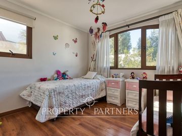 Impecable casa en venta tranquilo condominio La Reina Alta