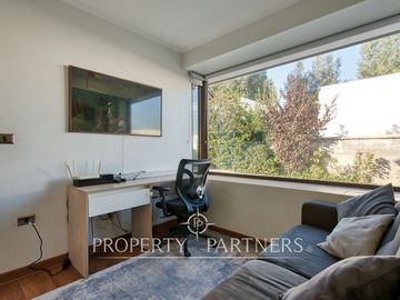Impecable casa en venta tranquilo condominio La Reina Alta