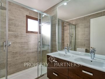Impecable casa en venta tranquilo condominio La Reina Alta