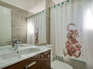 Impecable casa en venta tranquilo condominio La Reina Alta
