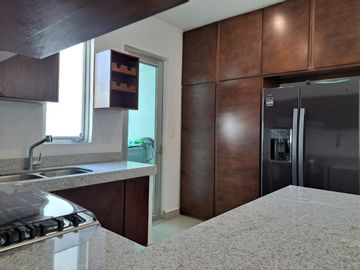 : Casa en Venta de una Planta en Residencial Bosque Real