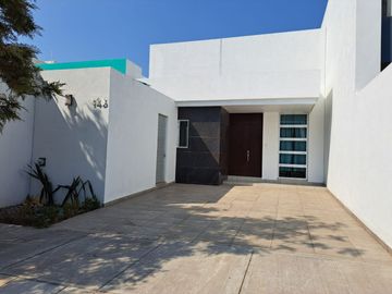 : Casa en Venta de una Planta en Residencial Bosque Real