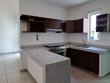 : Casa en Venta de una Planta en Residencial Bosque Real
