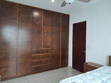 : Casa en Venta de una Planta en Residencial Bosque Real